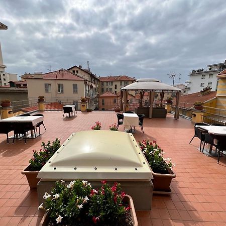 Готель Casa Zeffirino Санремо Екстер'єр фото